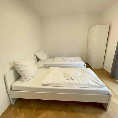 Sad901 Grosse Monteurwohnung Uebergangswohnung * Schwandorf in Bayern